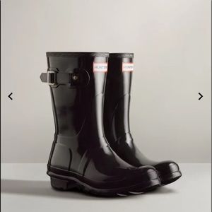 NEW hunter gloss mid-calf rain boots booties